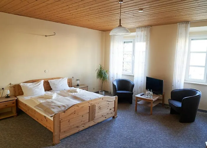 & Zur Post Hotel
